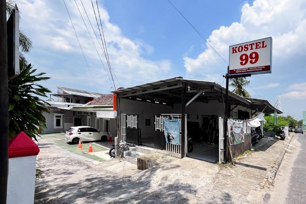 Hotel SPOT ON 2389 Kostel 99 Pangkal Pinang Exterior foto